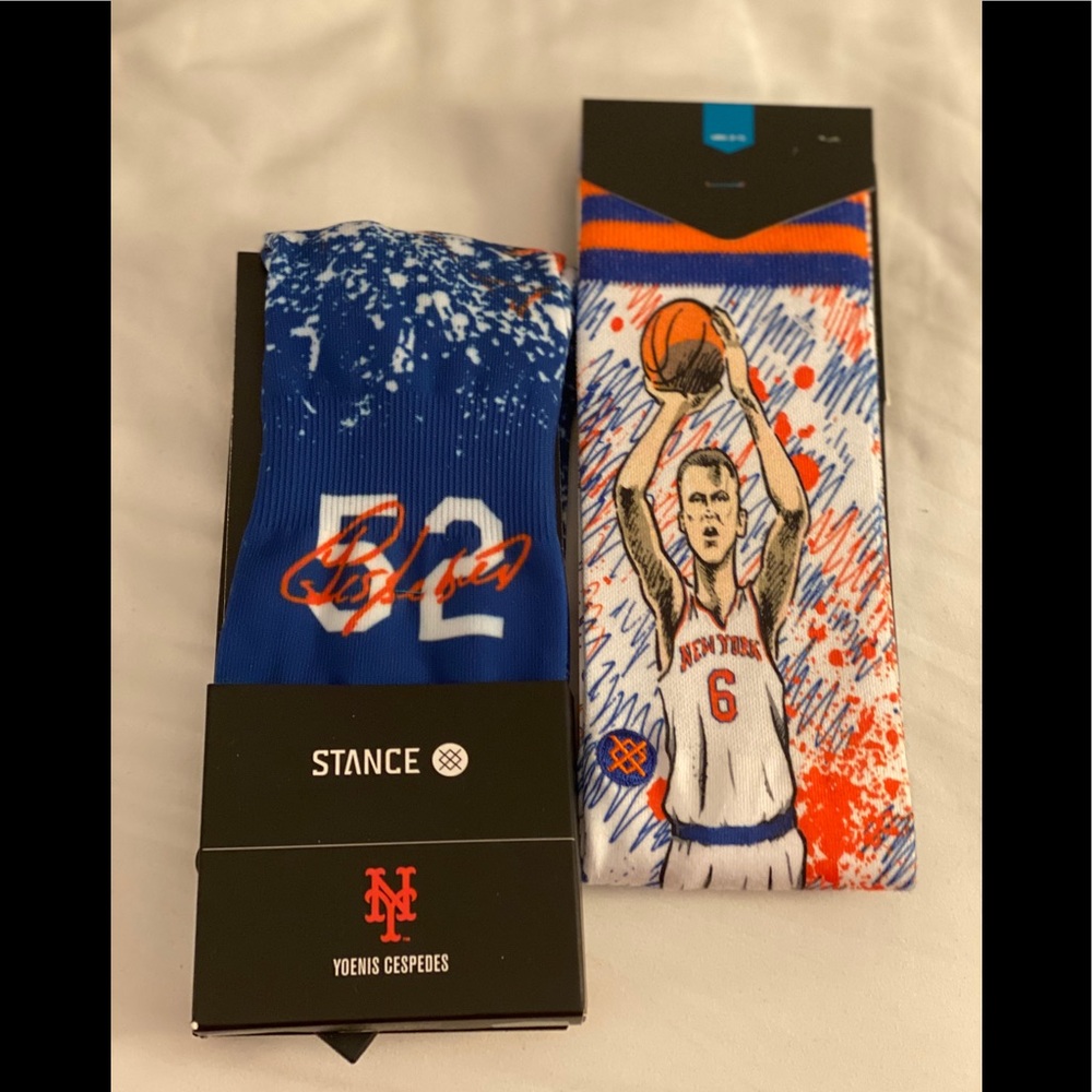 "Knicks" socks Two Pairs size large 9-12 NWT